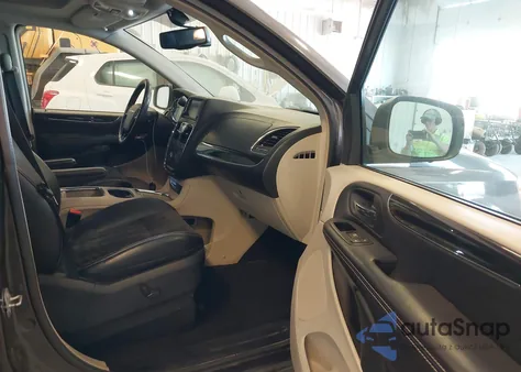 2014 Chrysler Town & Country Touring-L 30Th Anniversary from USA, damaged, VIN 2C4RC1CG5ER310462